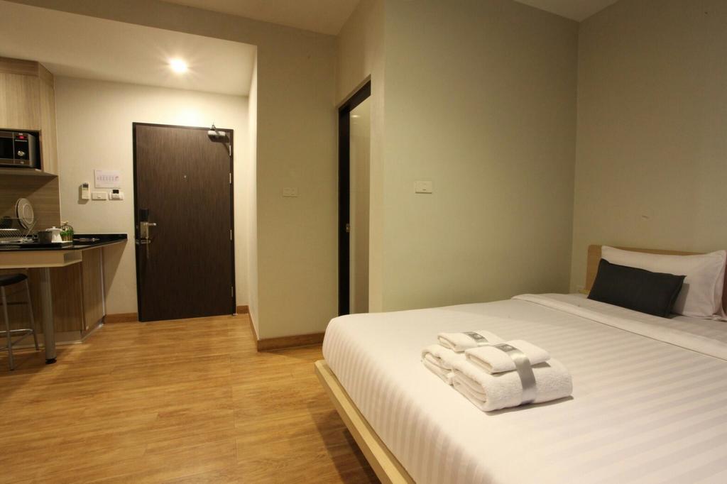 Narita Amata Hotel Chonburi Eksteriør billede