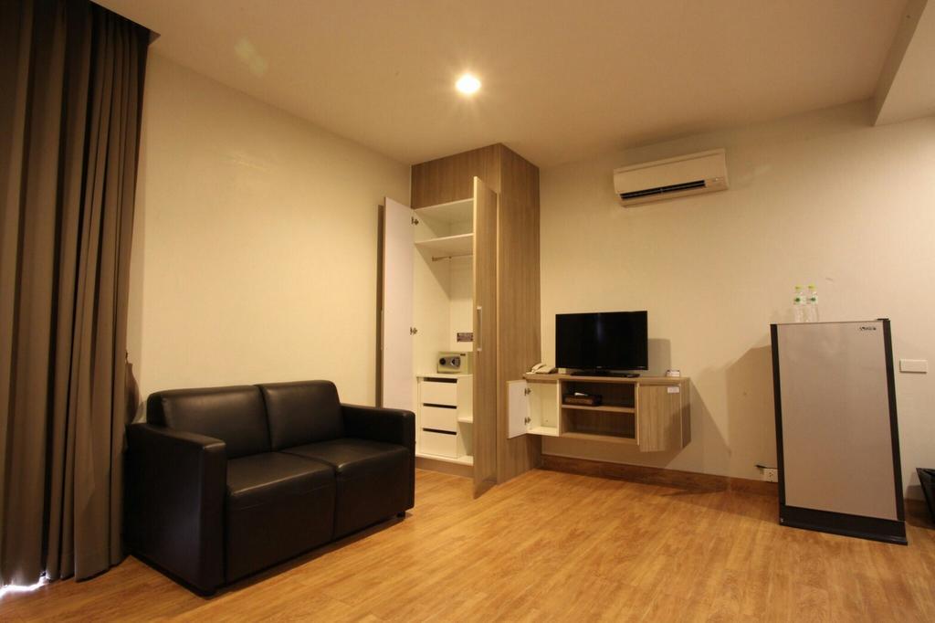 Narita Amata Hotel Chonburi Eksteriør billede