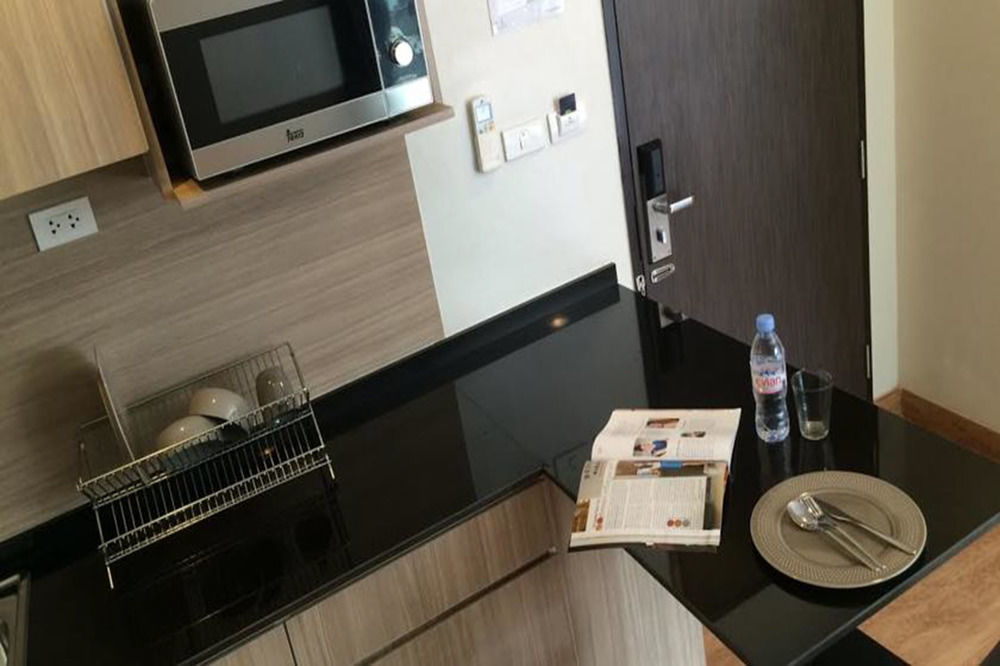 Narita Amata Hotel Chonburi Eksteriør billede