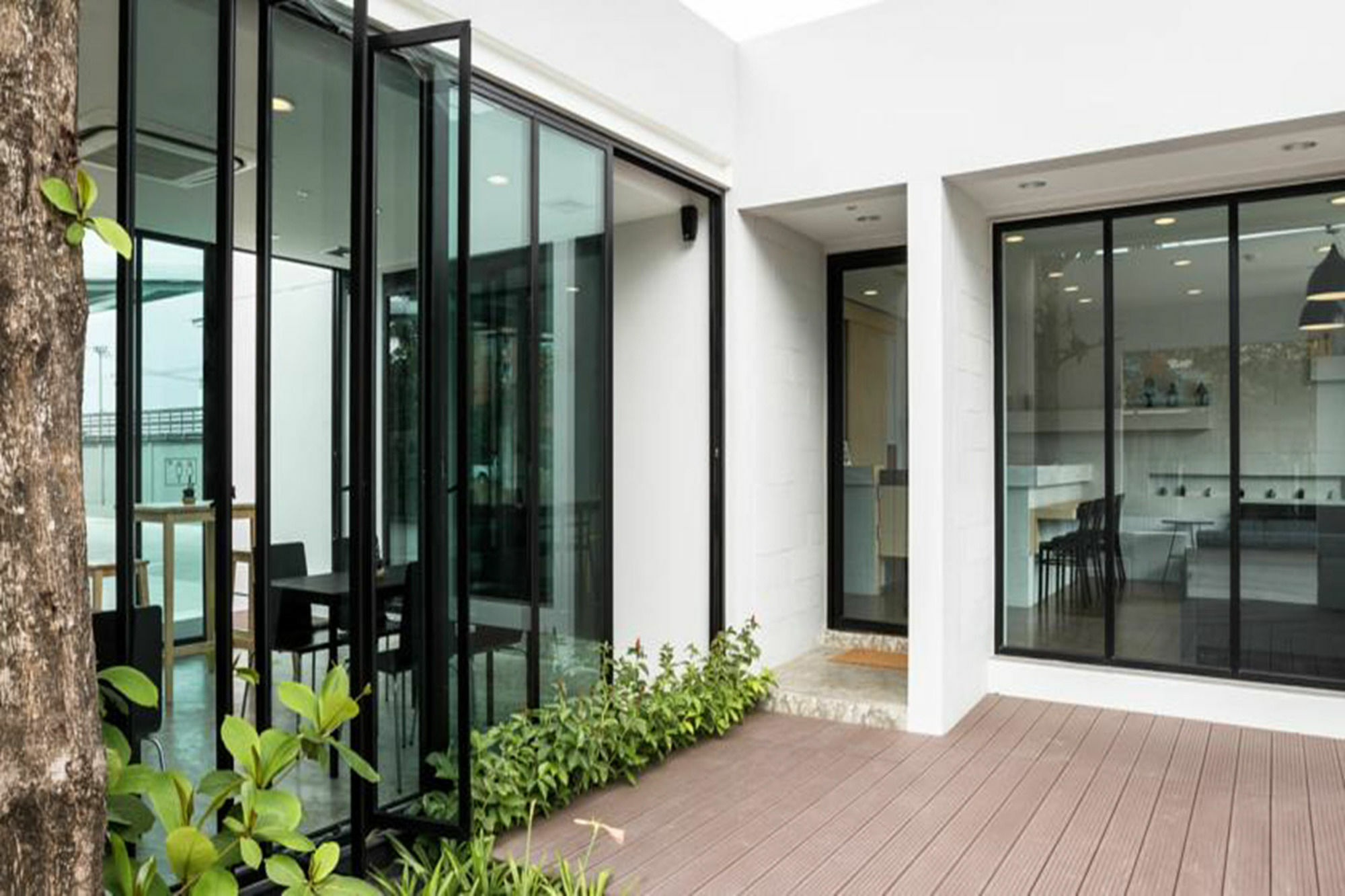 Narita Amata Hotel Chonburi Eksteriør billede
